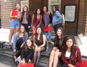 Grupo de alumnas de primer año 
