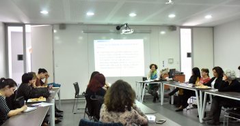 Ximena Díaz del Centro de Estudios de la Mujer, expuso en este coloquio basado en un proyecto Fondecyt